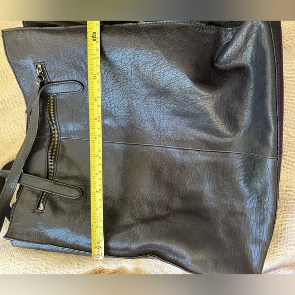 Large Leather Tote Bag - Picture 5 of 6